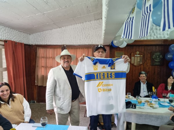 Fontes, 80 años, tigres, cumpleaños, festejo