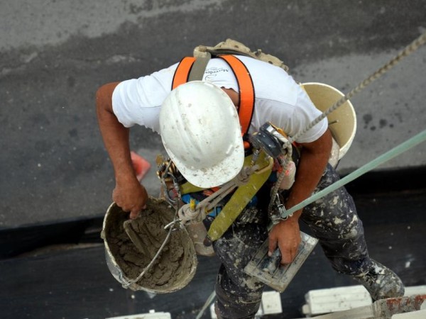La industria de la construcción logró un ajuste salarial del 2,9 %