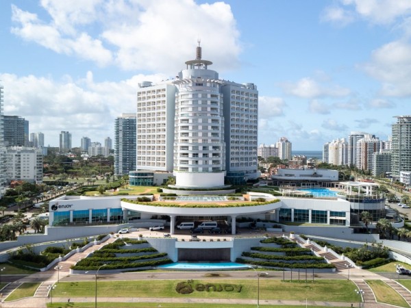 Grupo brasileño anal...