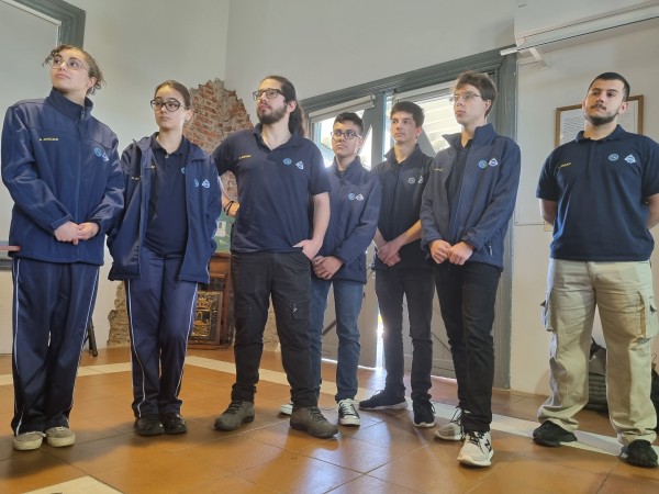 Reconocieron a estudiantes del Liceo 4 por su participación en concurso de la Nasa