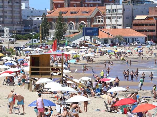 Guardavidas: se pierden 20 niños por día en la playa y aseguran que  en la mansa es un descontrol por deportes náuticos