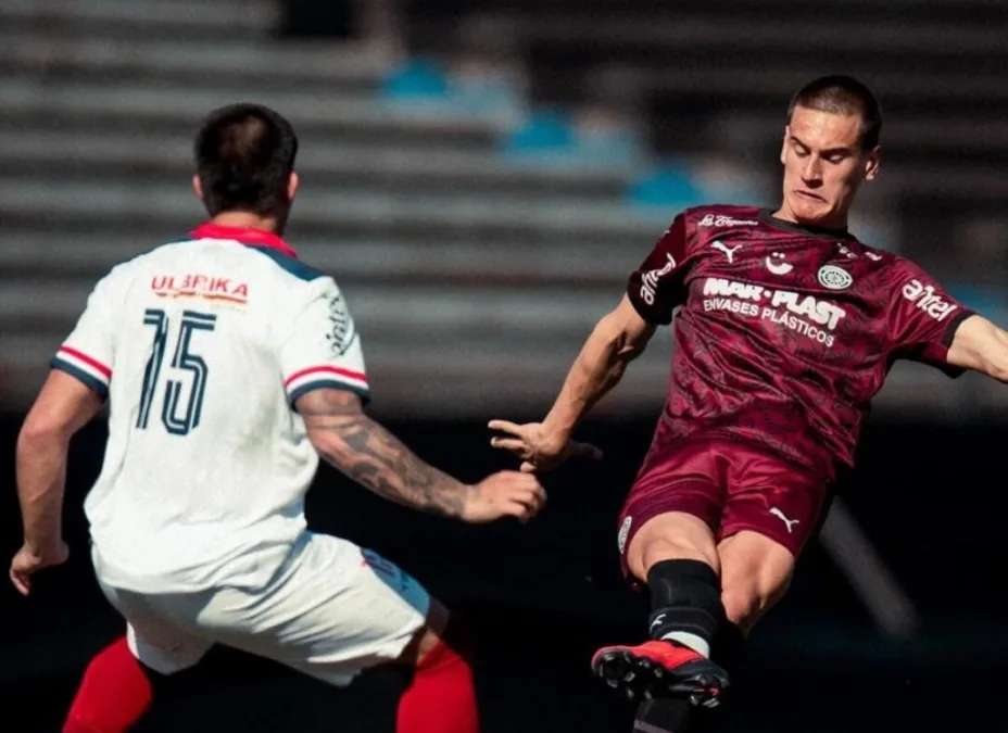Atenas sigue sin ganar en la Copa AUF Uruguay