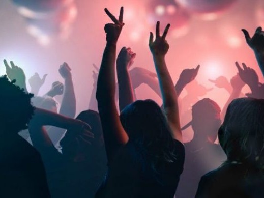 Fiestas en Punta del Este: clandestinas, sunset y nuevas modalidades