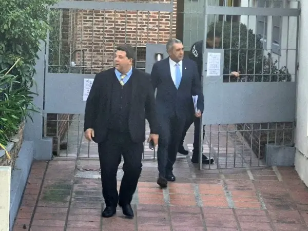 Infante, Junta