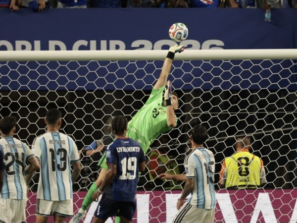 Argentina, Suiza y Egipto clasificaron a octavos de final tras una jornada vibrante del Mundial
