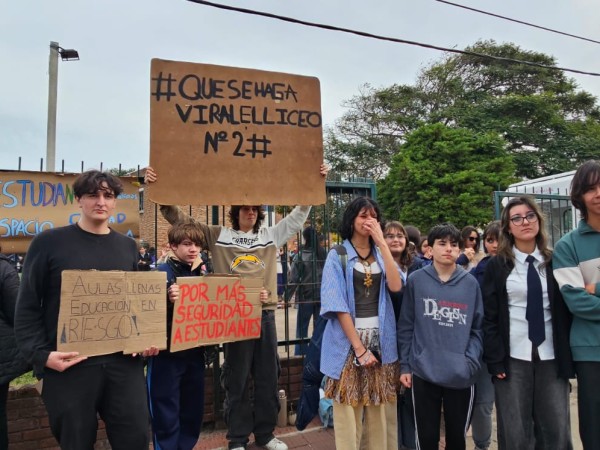 Padres y alumnos del...