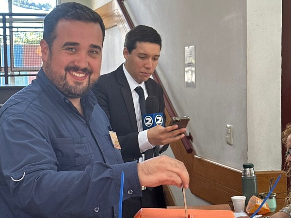 Votó Sebastián Cal: “Estoy ansioso y con ganas de ver el fruto de los esfuerzos de estos meses”