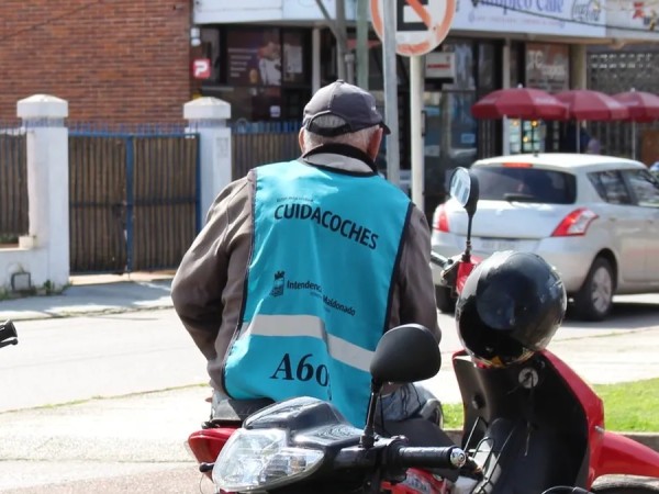 Se habilitará período para  solicitud y renovación del permiso de cuidacoches; enteráte a partir de cuándo y cuáles serán los requisitos