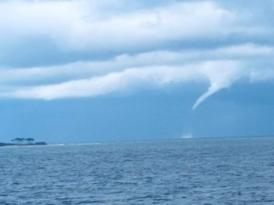 Una tromba marina se registro en la bahía de Maldonado