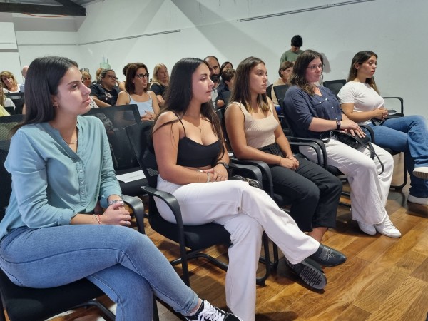 Homenajearon a mujeres pilotos de motores de Maldonado