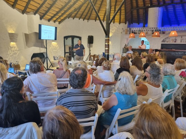 Cultura, Fernando Cairo, inicios de Punta del Este