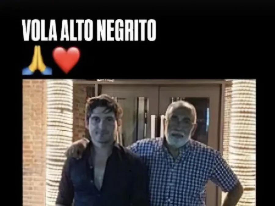 “Volá alto, negrito”...