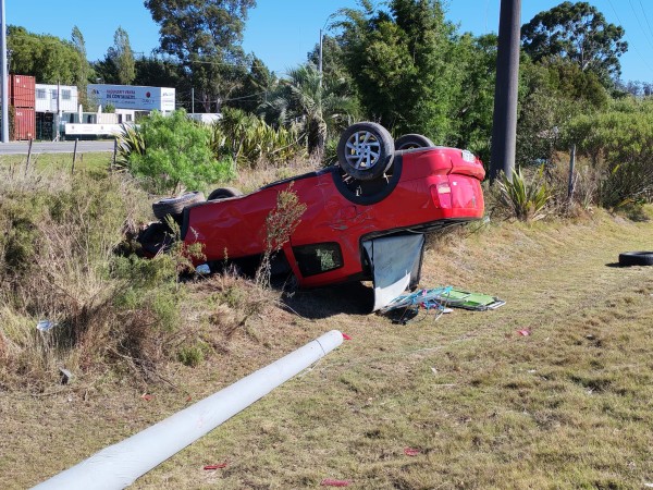Una camioneta despis...