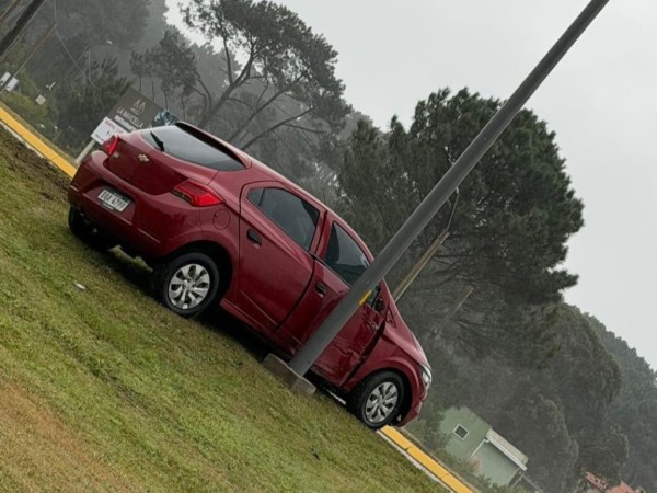 Automóvil despistó e...
