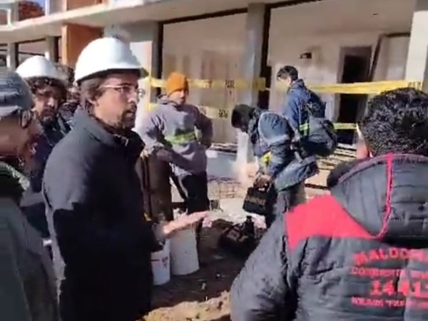 "Bajen carneros" le gritaban miembros del Sunca a obreros que querían seguir trabajando