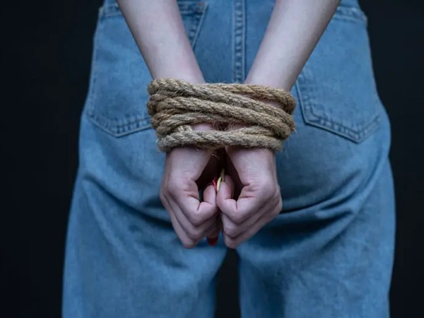 Trata de personas y situaciones de vulnerabilidad: ¿Cuáles son las “banderas rojas” y cuál es la situación de Uruguay?