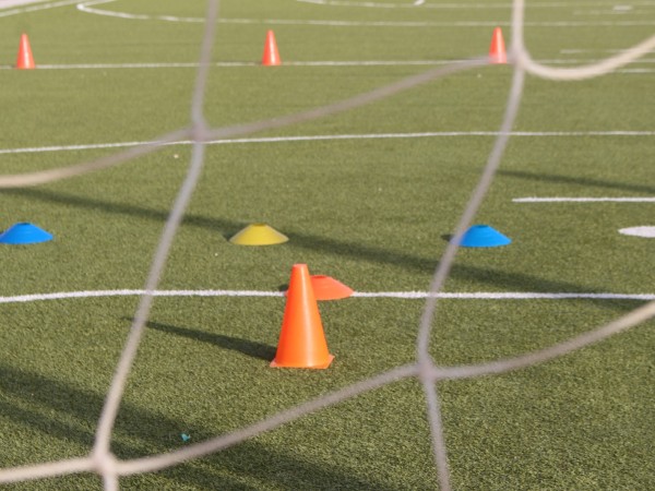 Liga Senior de Fútbol construirá alojamiento mediante convenio con el MTOP