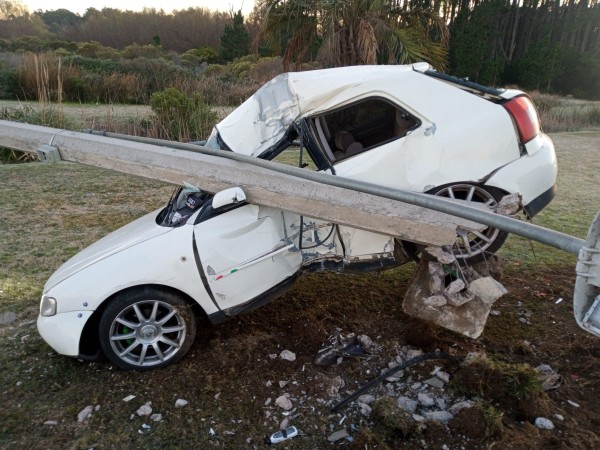 accidente fatal, atrapado, un hombre, las grutas punta ballena