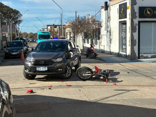 Choque entre una cam...