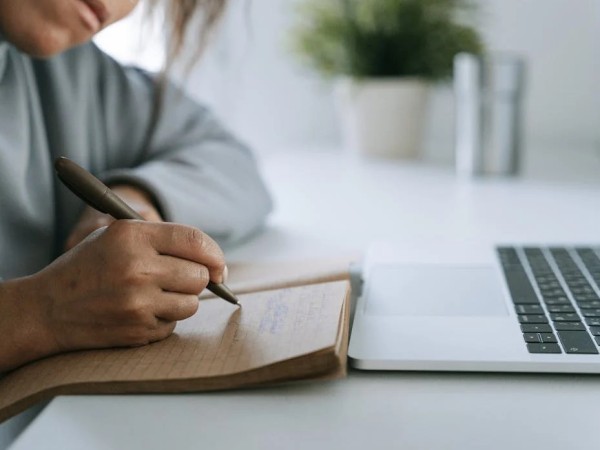 Intendencia ofrece más de 50 cursos gratuitos de formación laboral