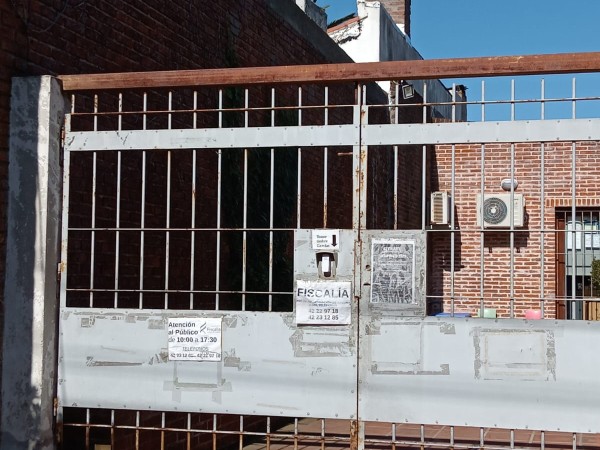 La víctima del copamiento "dormía con el enemigo"; su pareja lo entregó a los asaltantes
