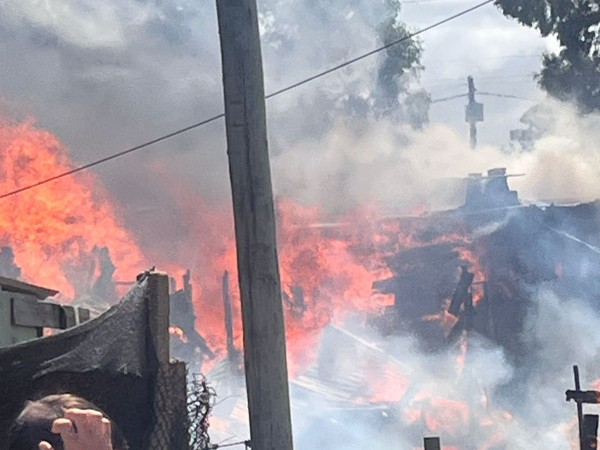 Incendio en barrio L...