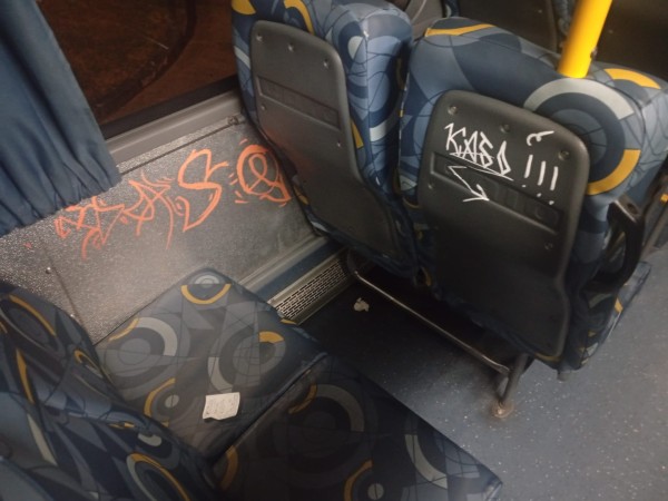 Imágenes: vandalizar...