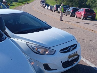 Éxodo de uruguayos hacia la argentina atraídos por el cambio favorable