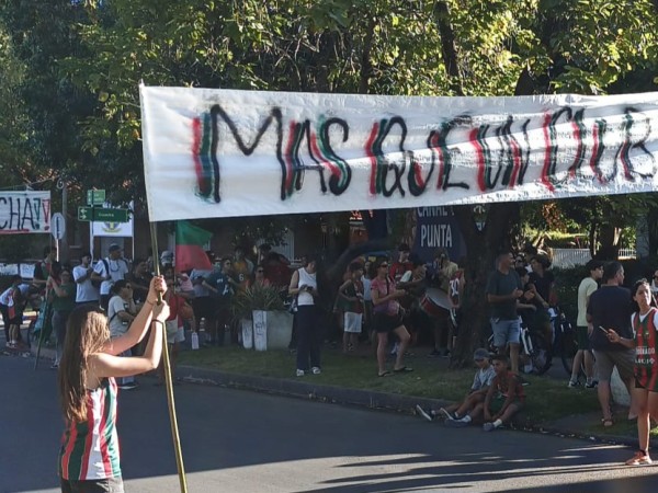 Movilización de padres por el futuro del básquetbol formativo en Deportivo Maldonado