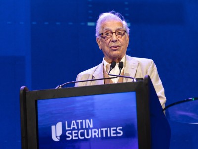 Mario Vargas Llosa, Nobel de Literatura: “ojalá toda América Latina imitara a Uruguay”