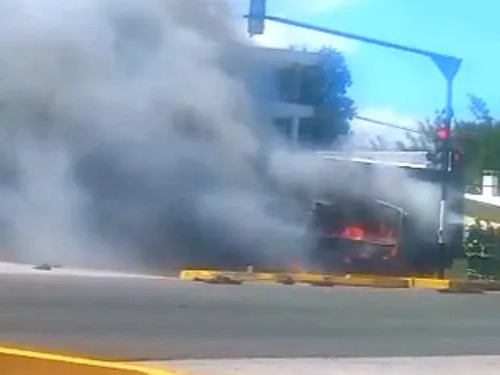 Gran explosión en Pa...