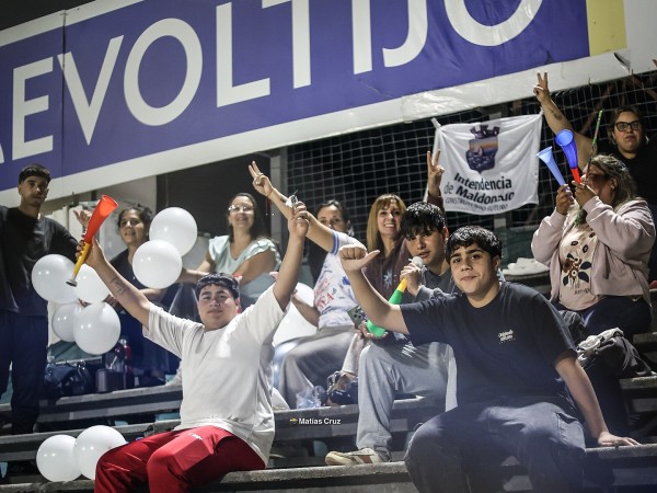 OFI: Marita Sanchez destacó el apoyo de la hinchada en Salto y aseguró que en San Carlos Maldonado “se hace más local”