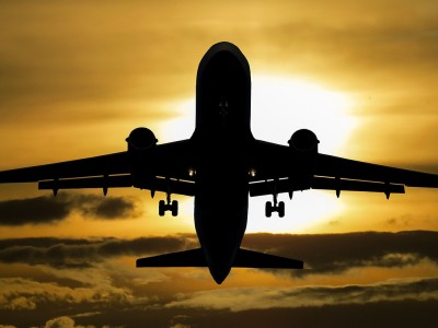Asociación de Controladores Aéreos en conflicto: suspenderán despegue de vuelos a partir del lunes 3 de abril; ministro de Turismo mostró preocupación por la medida