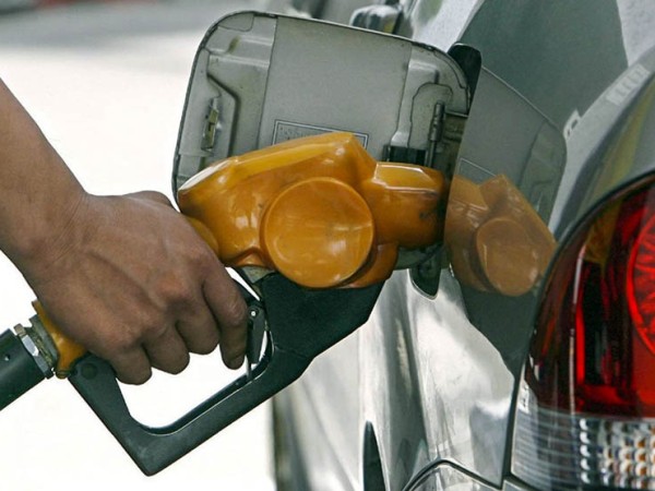 Aumento de combustibles: Incremento "golpea al corazón productivo del país", según Federación Rural.