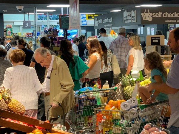 Cayó la cantidad de trabajadores en seguro de paro