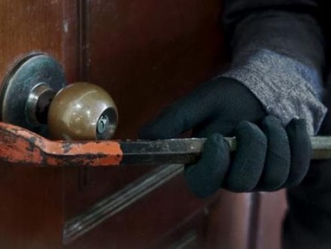 Intentó usurpar una vivienda dos veces y terminó en prisión preventiva