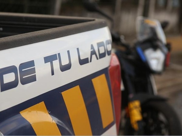 Joven de 19 años cum...