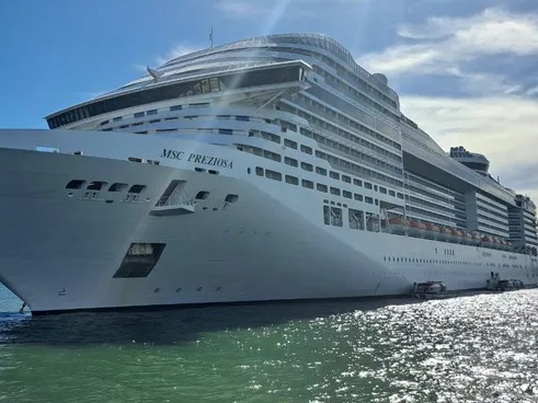 Autoridades analizan la posibilidad de construir un puerto para cruceros en Punta del Este