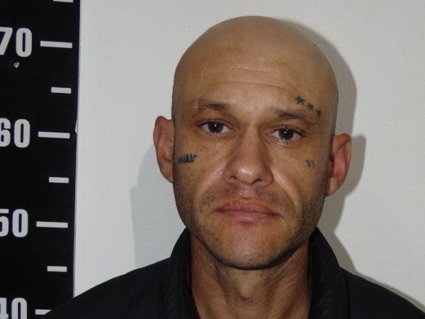 Robó dos celulares y fue detenido durante un operativo policial