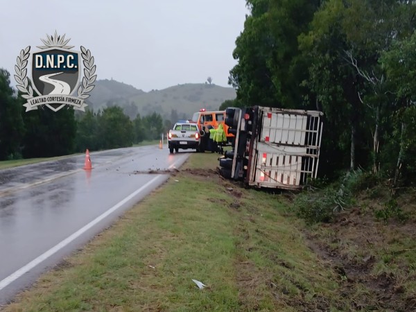Murió camionero que...