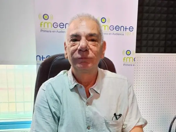 Senador Antonini des...