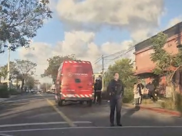 Conductora cayó de s...