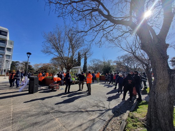 Movilización del SUNCA frente a la Intendencia: “Esta es una pelea para todos, incluso para esos compañeros que no paran”, dijo Pereira