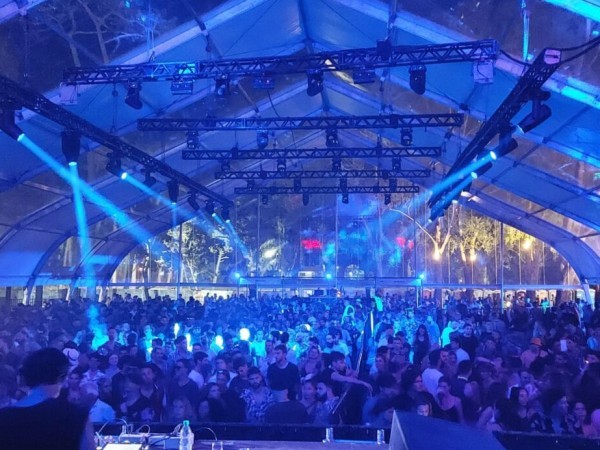 carpa, zona joven, El Placer