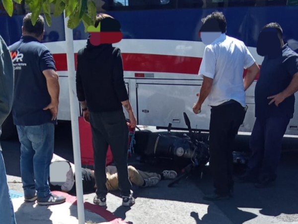 Choque entre ómnibus...