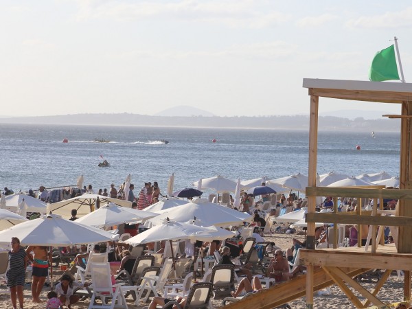 Bancada del FA solic...