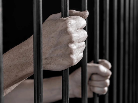 Intentó robarle a su...