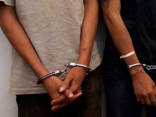 Una pareja condenada...