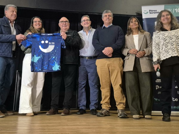 Carrera solidaria de...