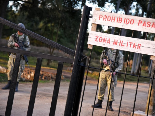 Descubren nuevos restos humanos en el Batallón 14